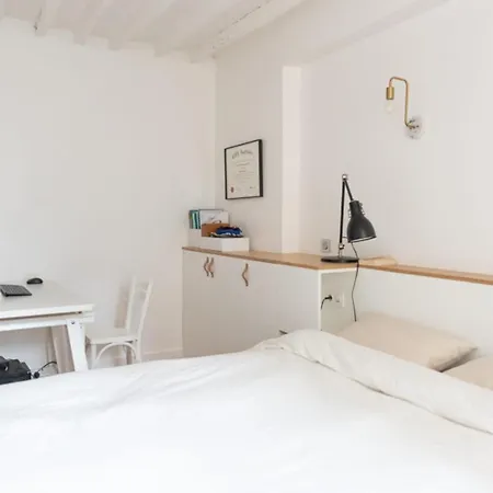 Daire Beautiful Flat In The Batignolles Area *