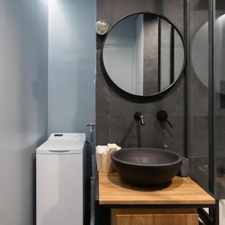 Beautiful Flat In The Batignolles Area Daire Paris