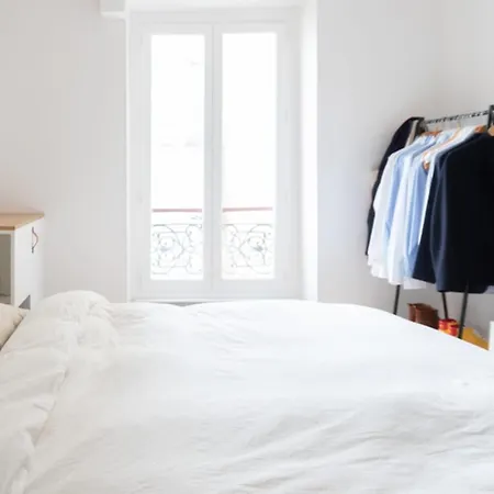 Beautiful Flat In The Batignolles Area
